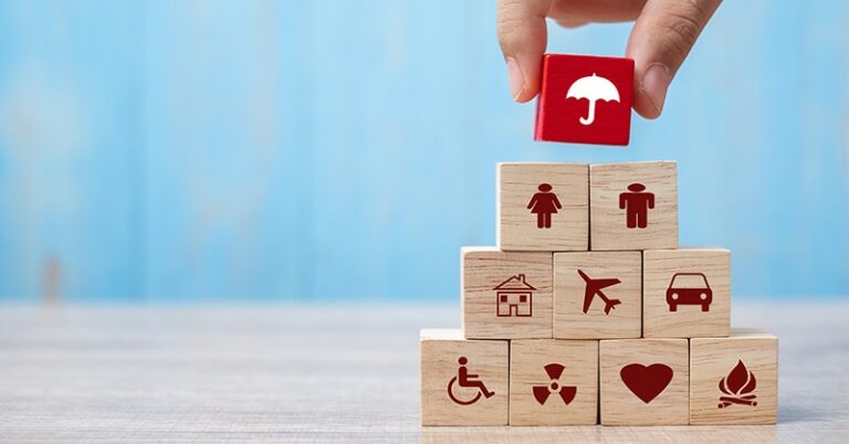 Which countries have mandatory health insurance