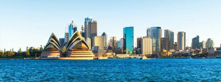 moving to australia sydney harbour