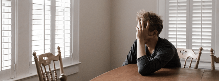 Top Tips on Dealing with Expat Homesickness