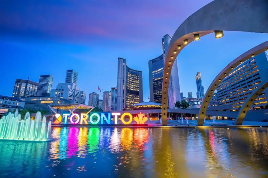 Toronto city hall and nathan phillips square in canada