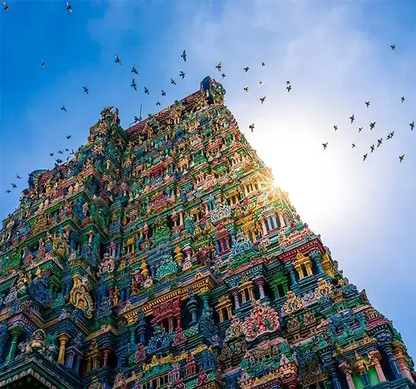 Meenakshi hindu temple in Madurai, Tamil Nadu, South India
