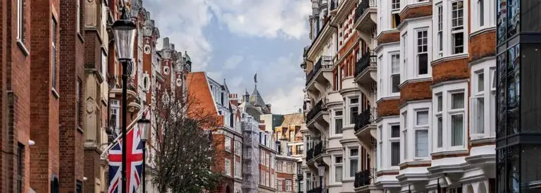 How to Move Your Belongings to the UK Without Paying Import Duty